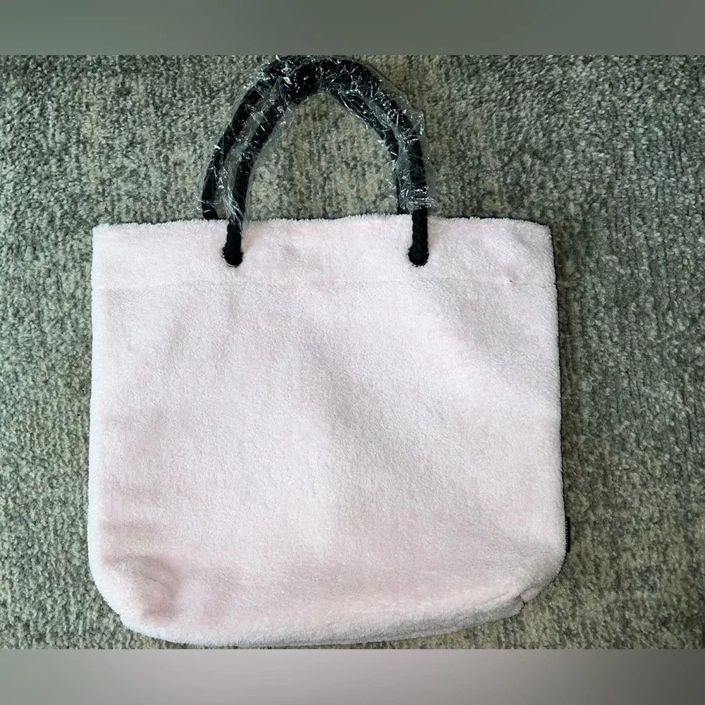 Mary Kay Pink Soft Plush Tote Bag and Eye Mask - Picture 2 of 11